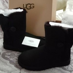 UGG Women's Bailey Button II Boot